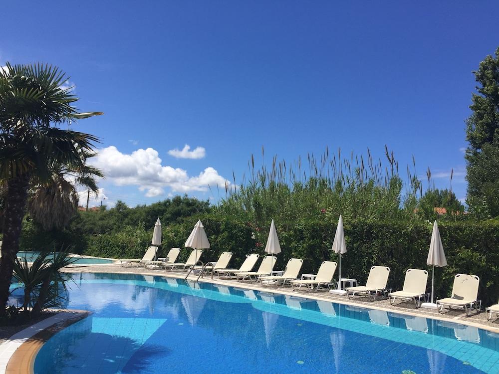 Ilena Hotel Ахарави Екстериор снимка