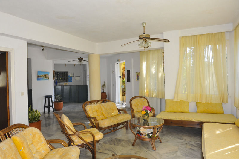 Ilena Hotel Ахарави Екстериор снимка